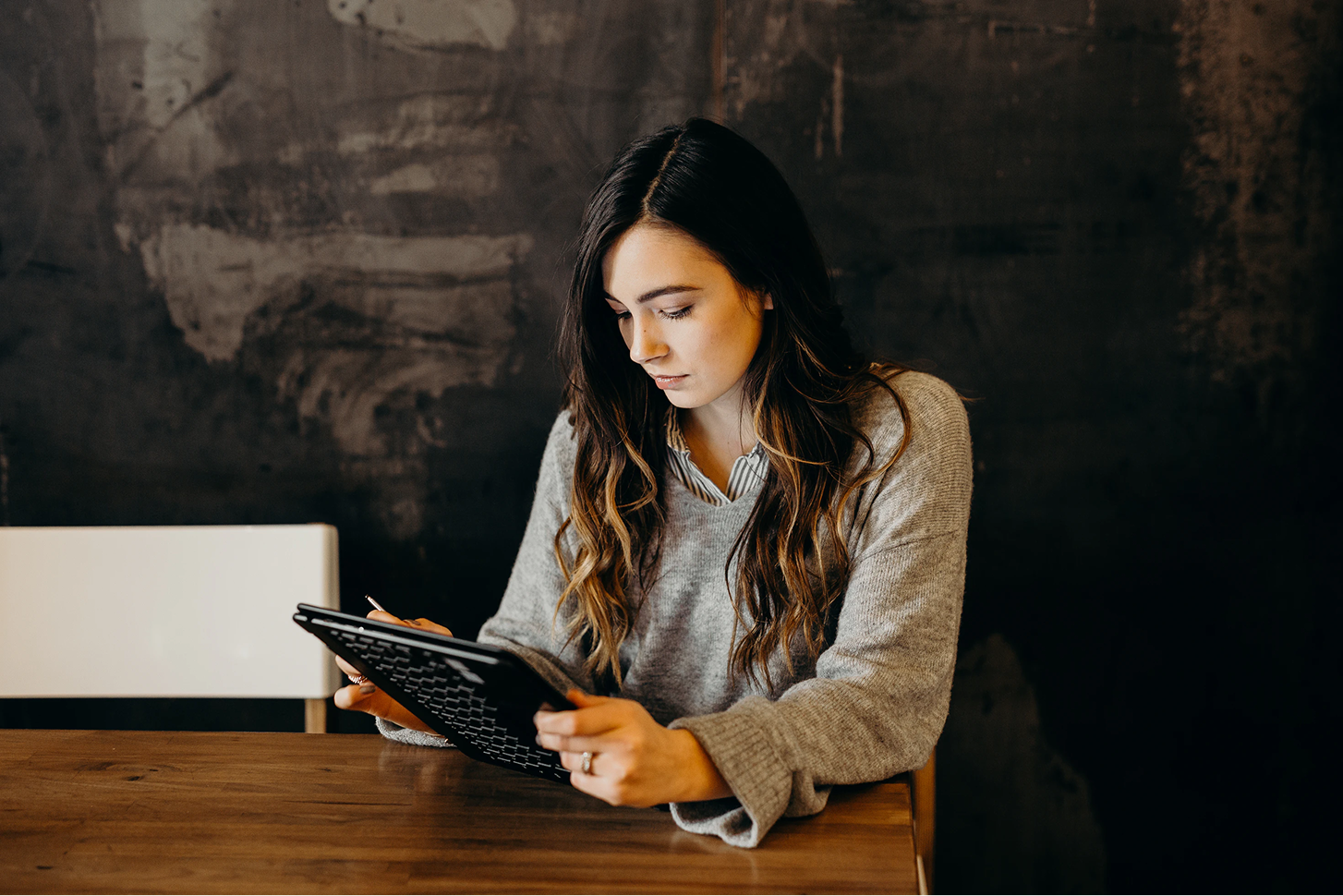 Emotional Intelligence in Leadership: 10 Exercises to Improve Your EQ
